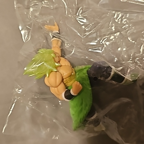 Dragonball super Broly figure - Picture 3 of 4